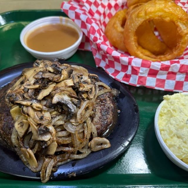 CHOPPED SIRLOIN STEAK.