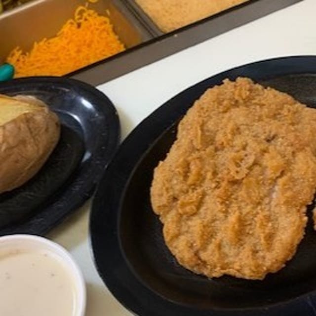 COUNTRY FRIED STEAK (1/2 ORDER).