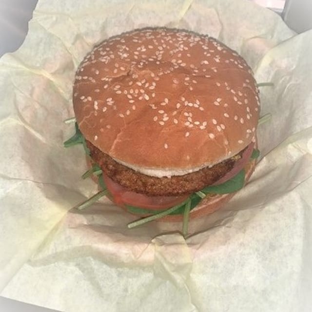 VEGGIE BURGER.